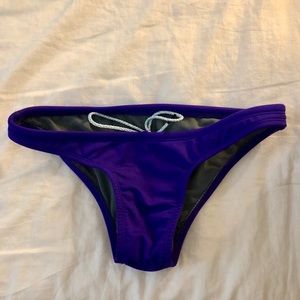 Jolyn bikini bottom! Style: Bali